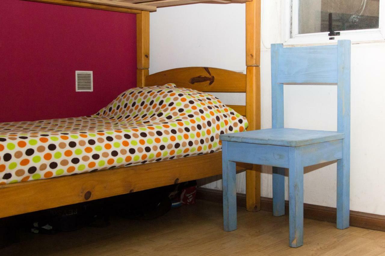 Pocitos Hostel *